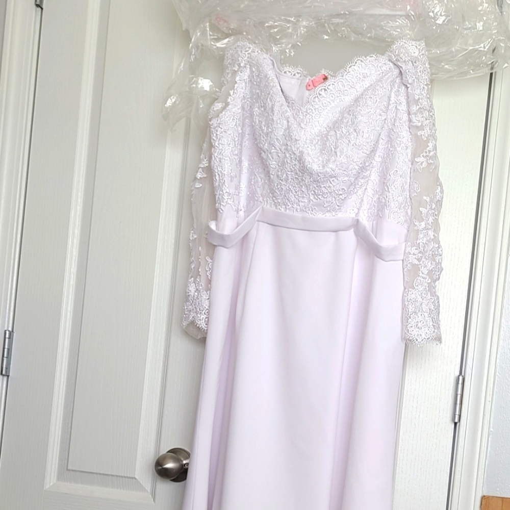 Pretty Wedding Dress For a micro or destination wedding.